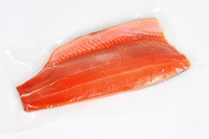 

Семга (лосось) филе слабосоленое 1,5 кг с/м, Premium Fish