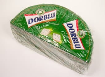 Сыр с голубой плесенью 50% "Дорблю" 1,3 кг